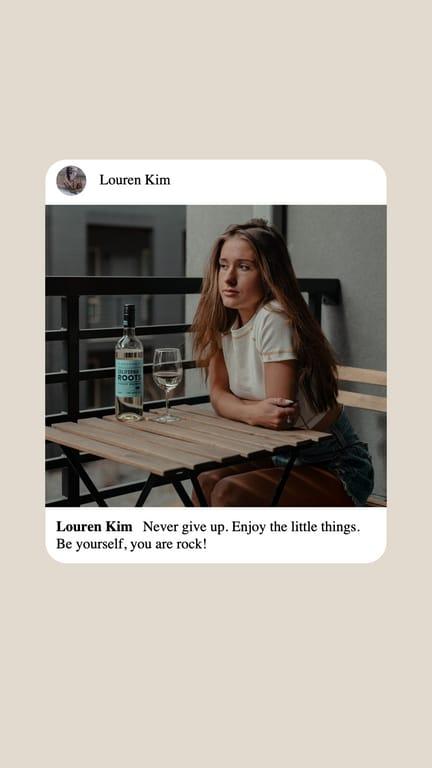 Бежевое Уведомление Историй Instagram